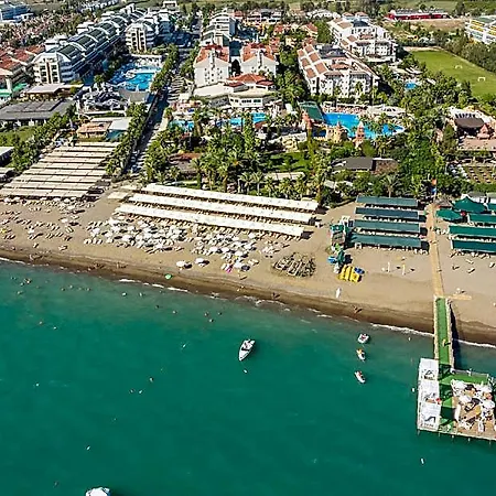 Aydinbey Famous 세리크